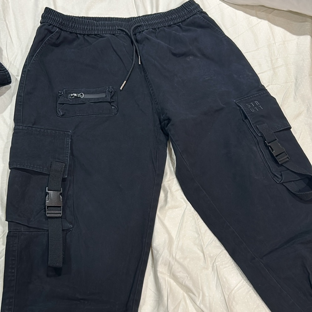 Strutt Cargo Pants - Picture 2 of 3